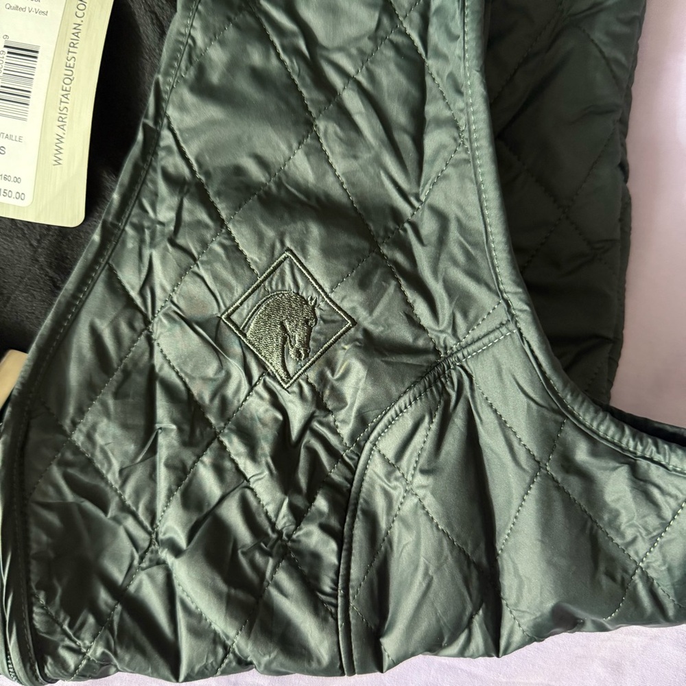 ARISTA Vest - Picture 5 of 8